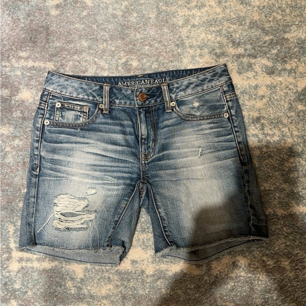 American Eagle Mid Rise Short Size 0